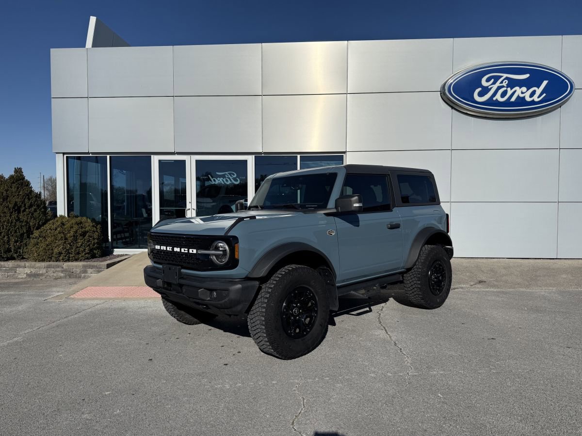 Used 2022 Ford Bronco Wildtrak image 2