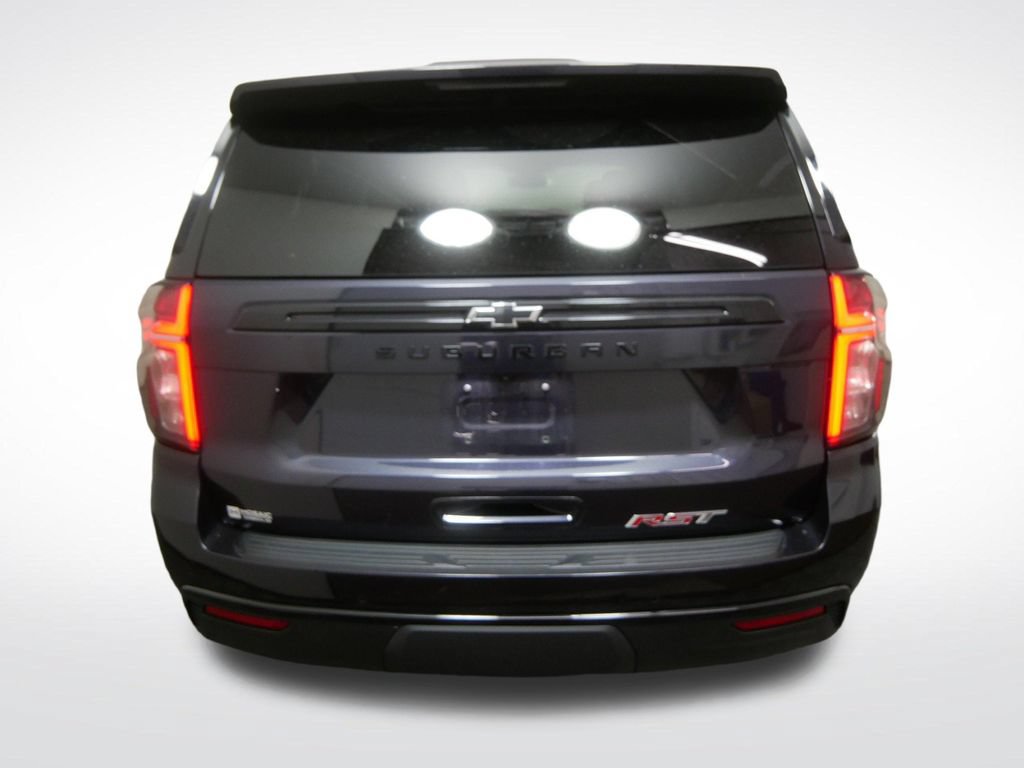Used 2023 Chevrolet Suburban RST w/ Luxury Package AWD/4WD image 4