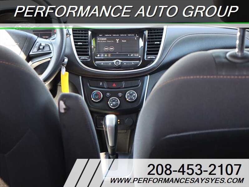 Used 2018 Chevrolet Trax LT image 12
