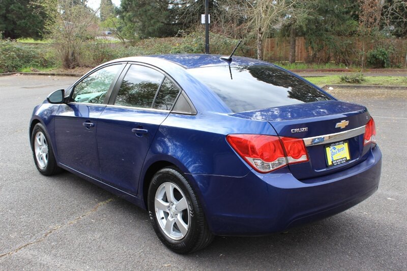 Used 2012 Chevrolet Cruze LT image 3