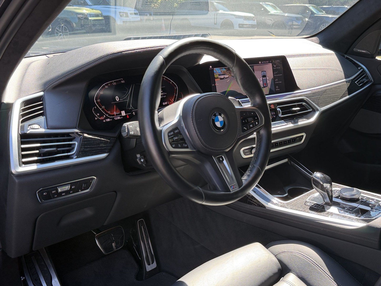 Used 2020 BMW X7 xDrive40i w/ M Sport Package AWD/4WD image 4