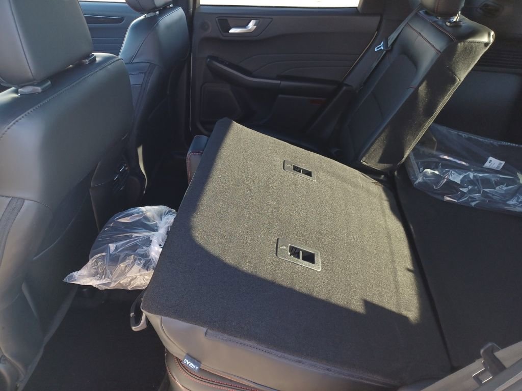 Used 2024 Ford Escape ST-Line Select w/ Tech Pack #2 image 20
