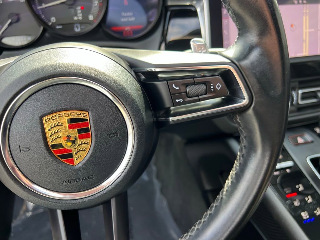 Used 2022 Porsche Macan image 44