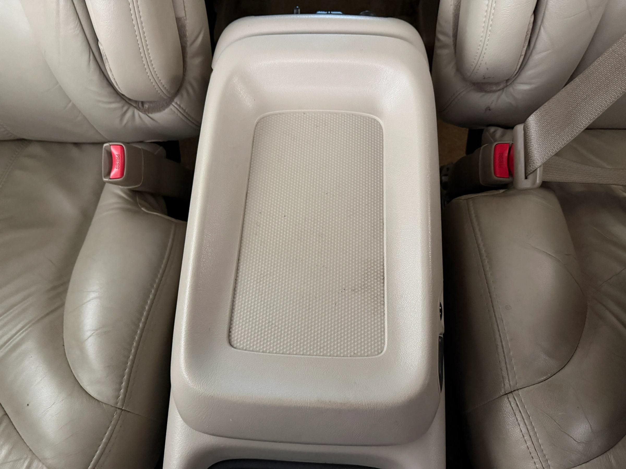 Used 2002 GMC Yukon XL SLT AWD/4WD image 23