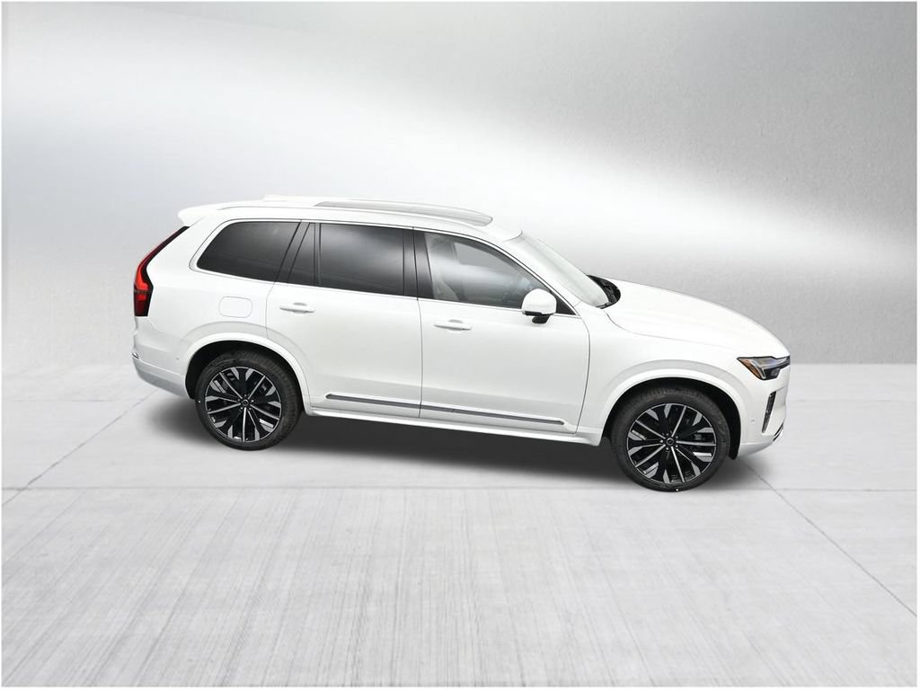 New 2026 Volvo XC90 T8 Plus w/ Protection Package Premier AWD/4WD image 18
