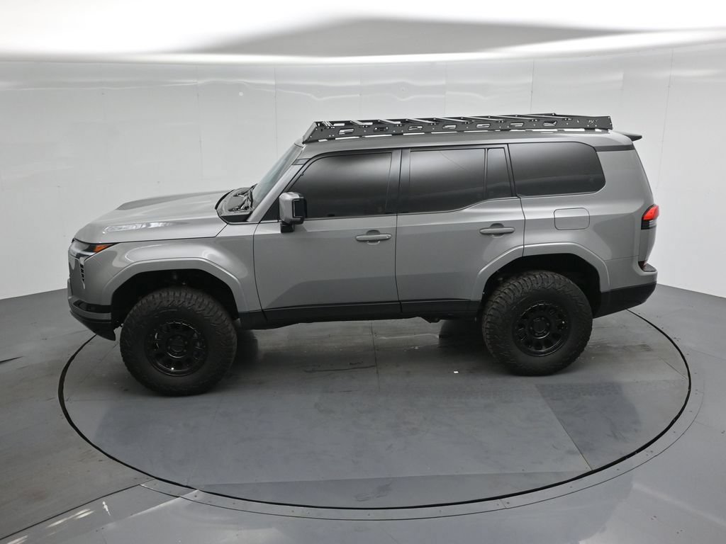 Used 2025 Lexus GX 550 AWD/4WD image 41