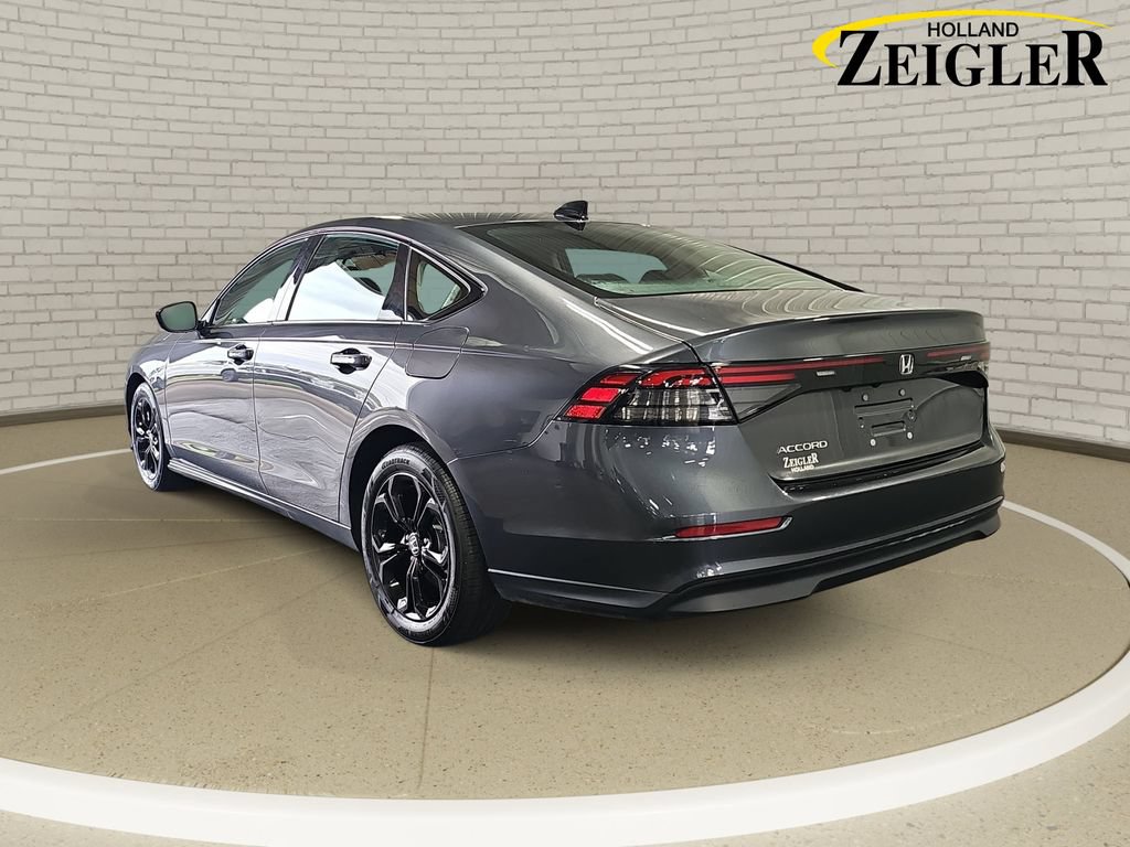 Used 2025 Honda Accord SE image 7