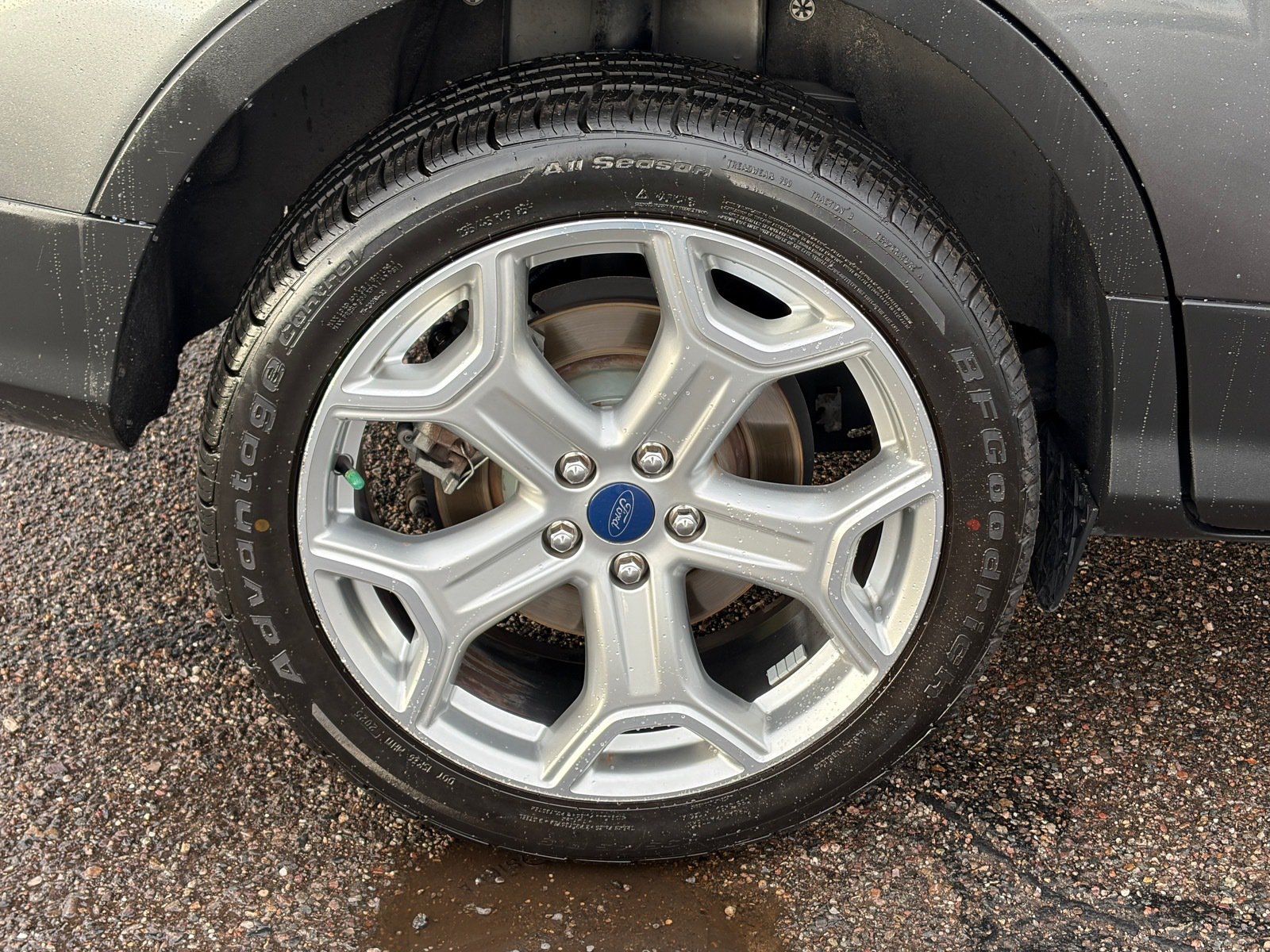 Used 2017 Ford Escape Titanium w/ Equipment Group 301A FWD image 10