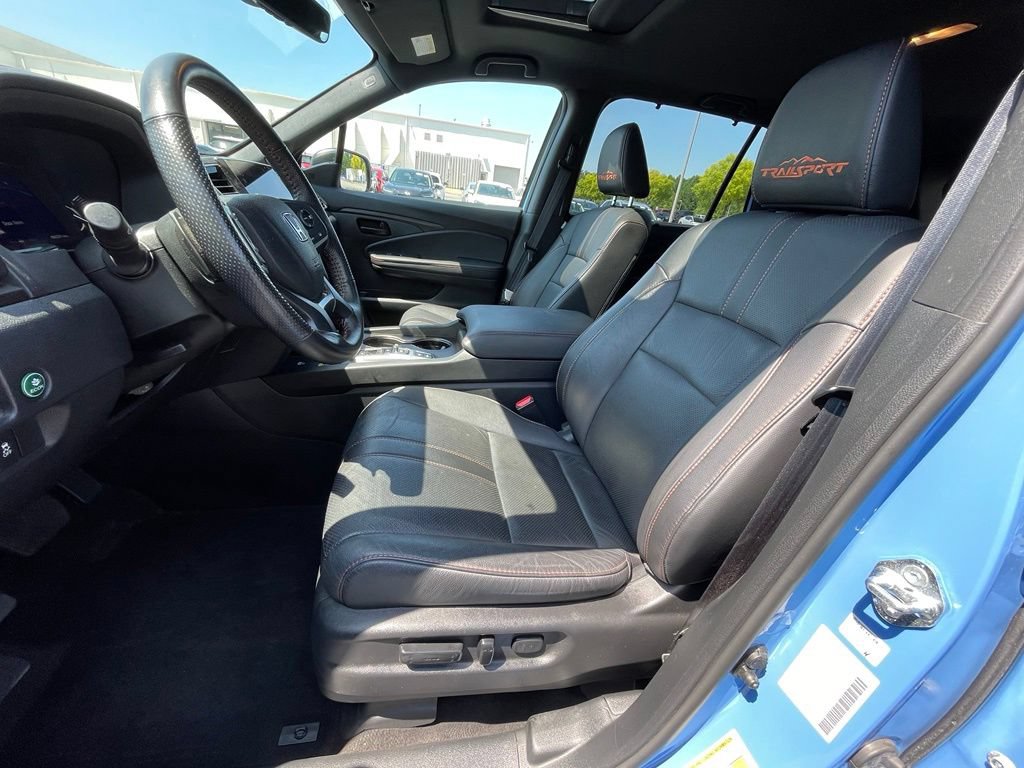 Certified 2025 Honda Passport TrailSport image 27