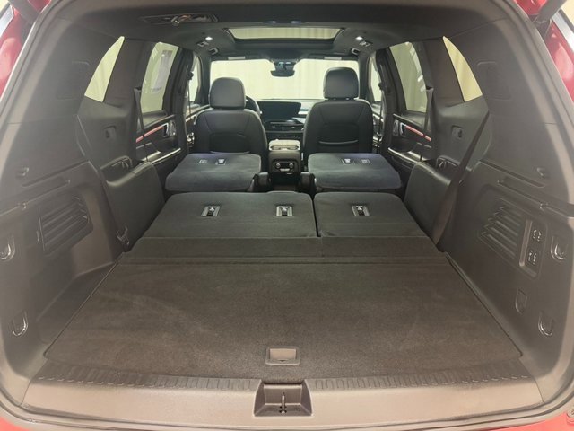 Used 2025 Buick Enclave Avenir w/ Super Cruise Package image 35