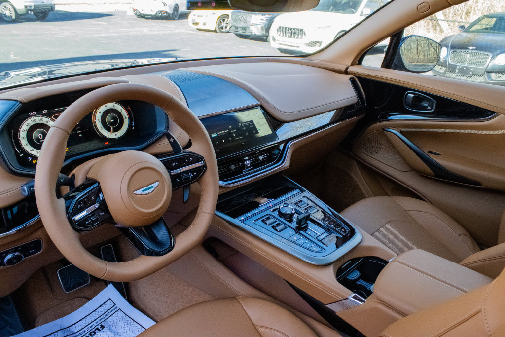 New 2026 Aston Martin DBX 707 AWD/4WD image 9