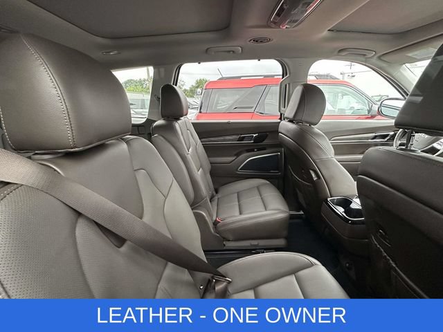 Used 2022 Kia Telluride SX w/ Nightfall Edition Package AWD/4WD image 3