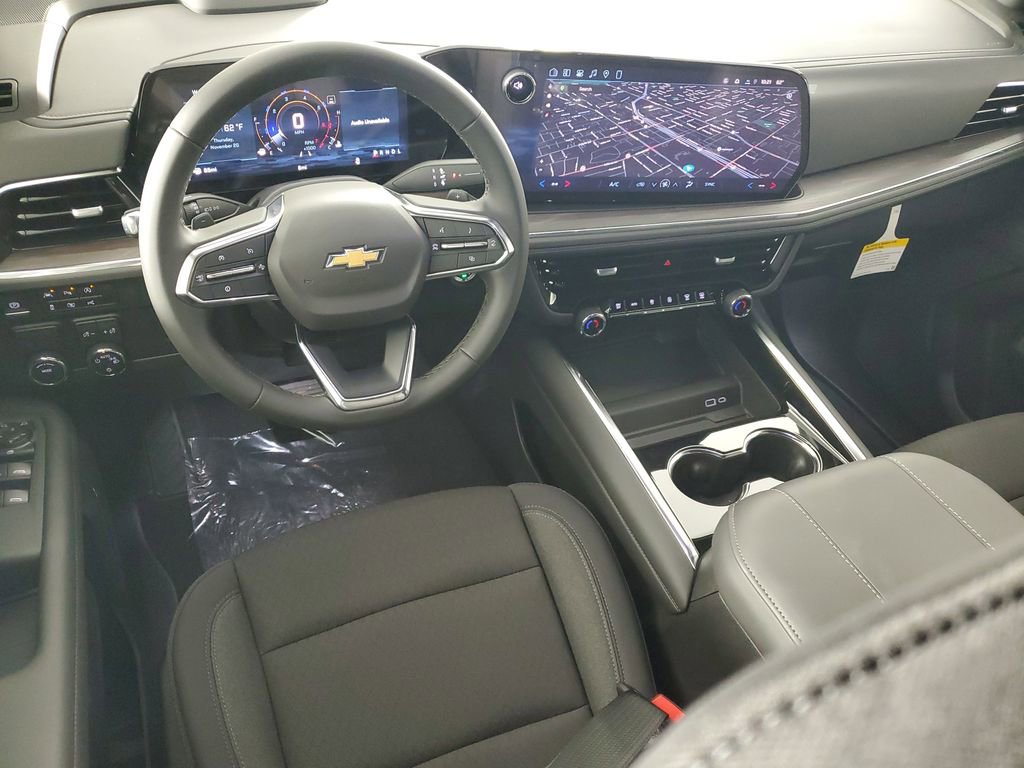 New 2026 Chevrolet Suburban LS image 16