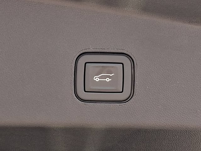 Certified 2024 Cadillac Lyriq Luxury AWD/4WD image 28