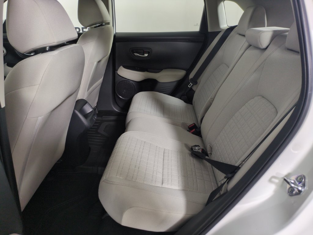 Used 2025 Honda HR-V LX image 29