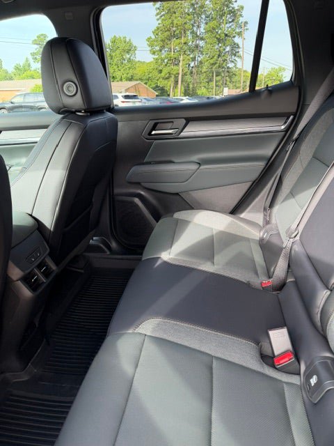 New 2027 GMC Terrain AT4 w/ Convenience Package III AWD/4WD image 16