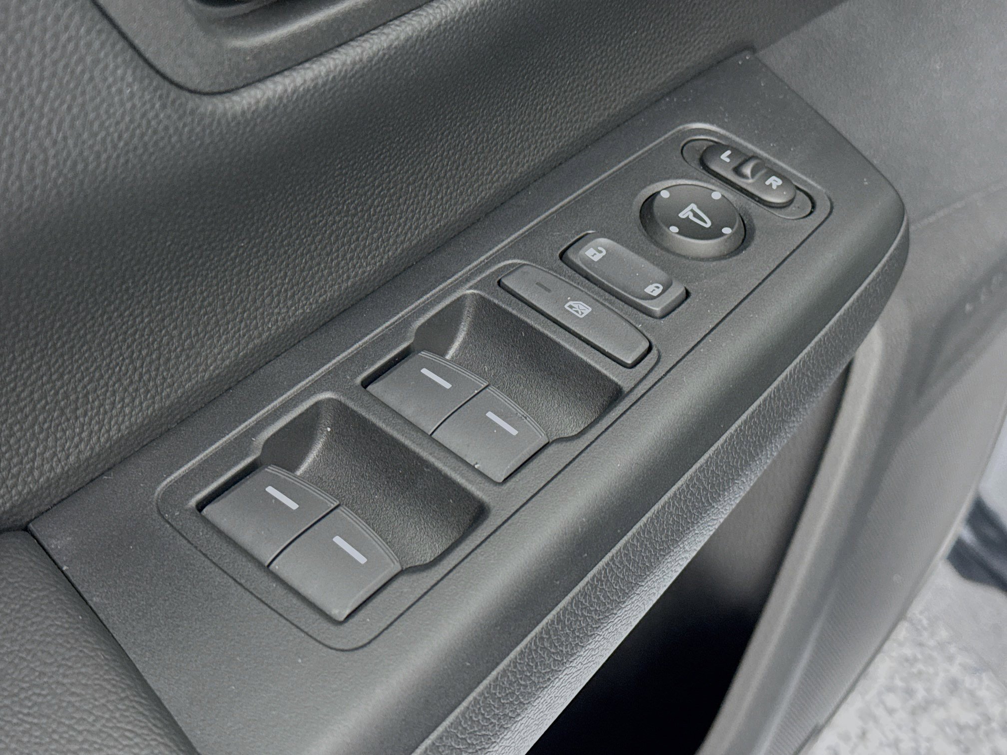 Certified 2025 Honda CR-V Sport-L image 17