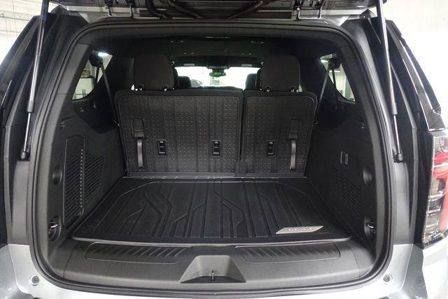 New 2026 Chevrolet Suburban LS image 21