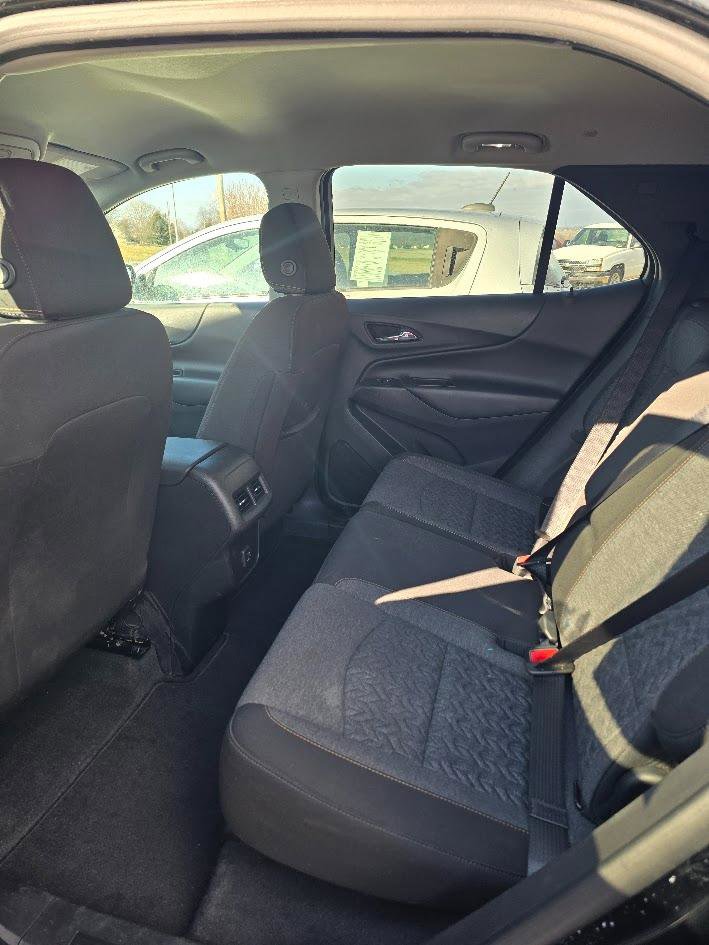 Used 2022 Chevrolet Equinox LT image 4