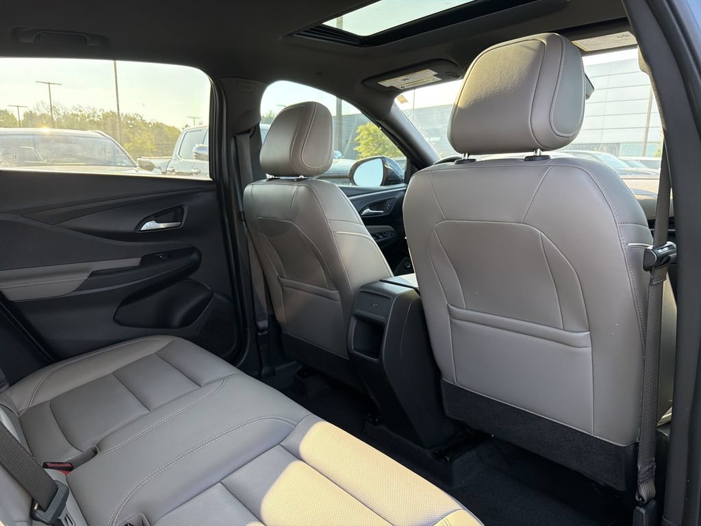 Used 2024 Buick Envista Avenir FWD image 17