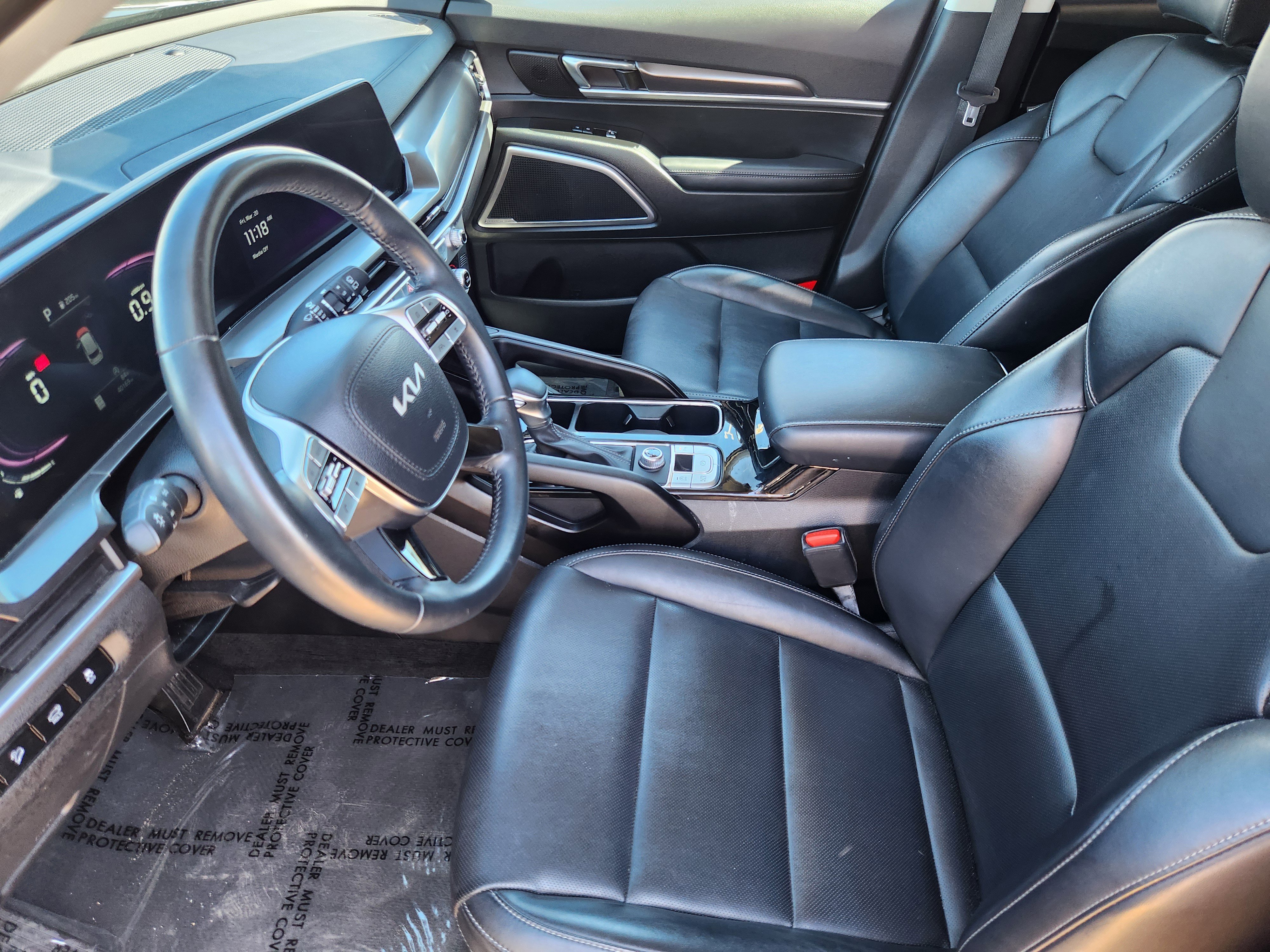 Used 2025 Kia Telluride S FWD image 8