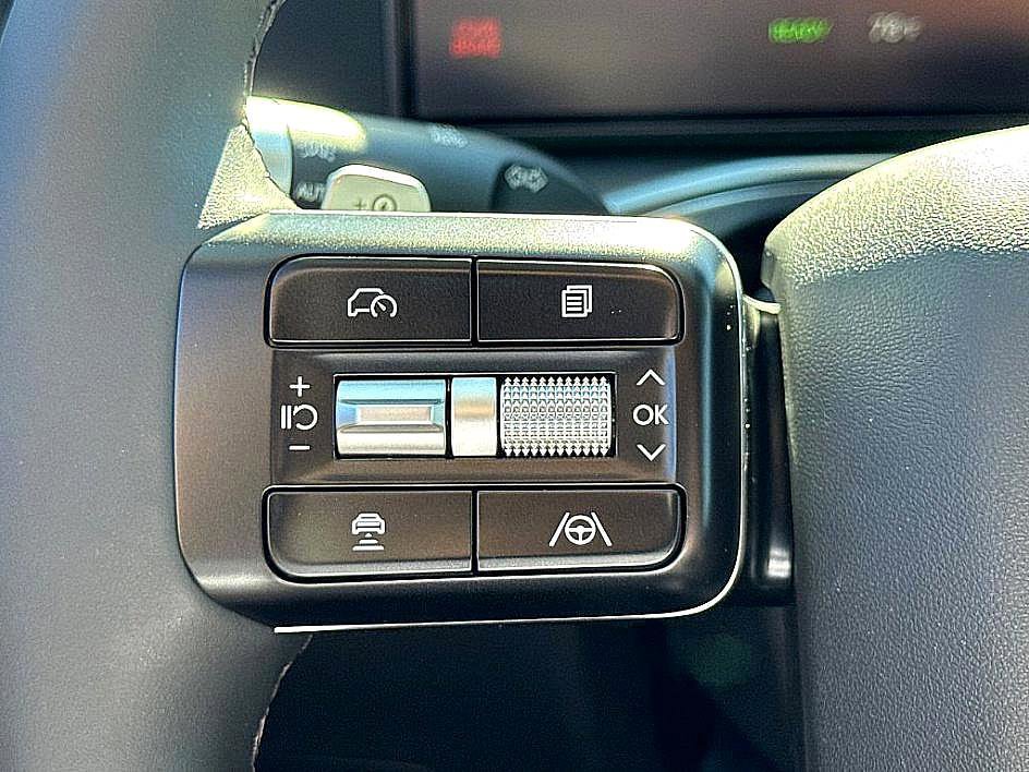 New 2026 Hyundai Ioniq 9 SEL image 12