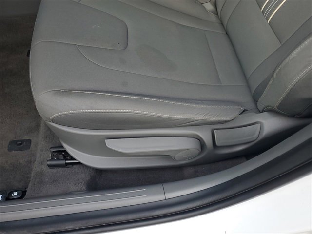 Used 2024 Hyundai Elantra SEL image 13