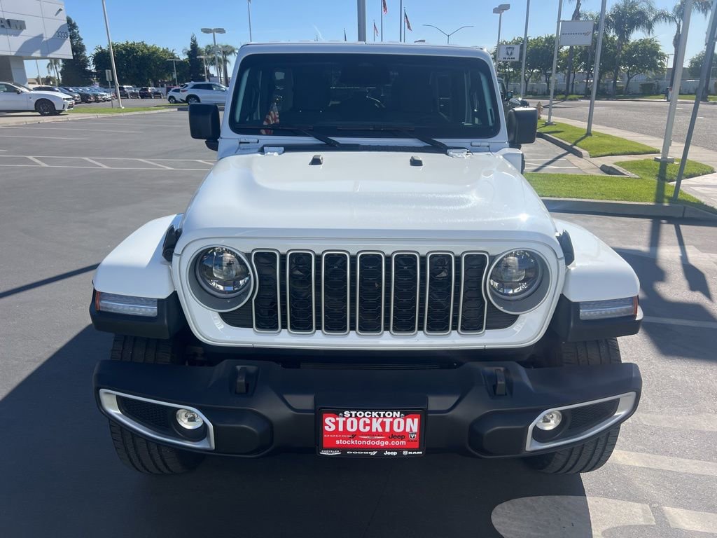 Used 2025 Jeep Wrangler Unlimited Sahara AWD/4WD image 7