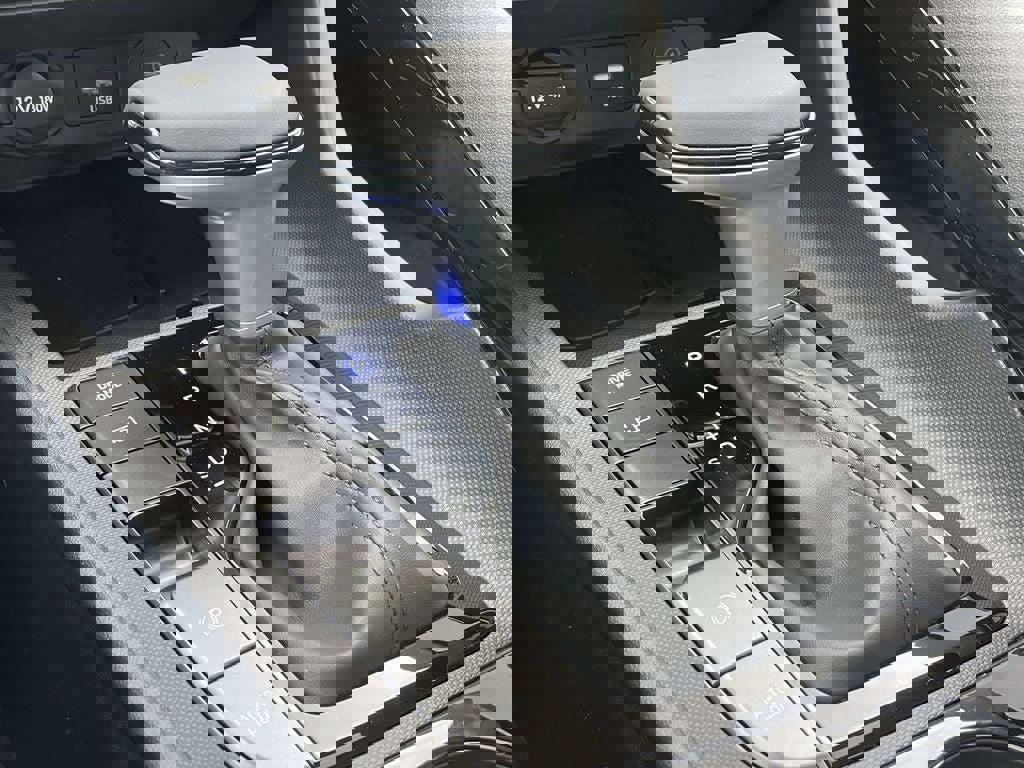 New 2026 Hyundai Elantra SEL Sport Premium image 18