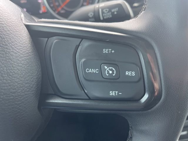 Used 2023 Jeep Gladiator Willys image 27