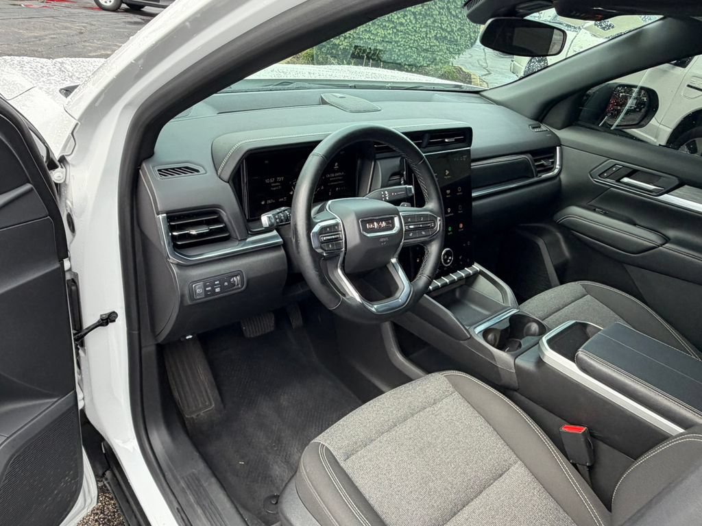 Certified 2025 GMC Terrain Elevation w/ Black Edition AWD/4WD image 24