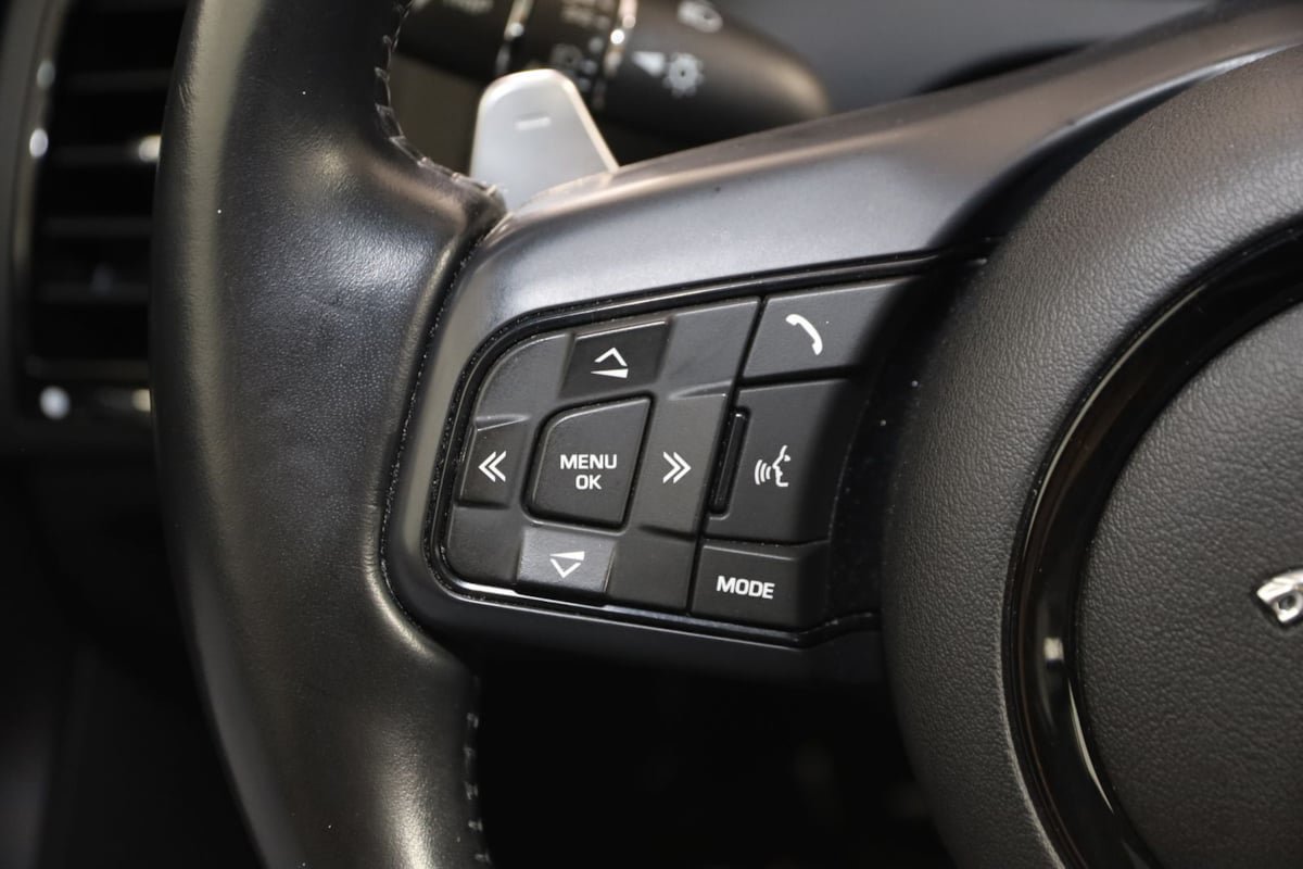 Used 2021 Jaguar F-TYPE Coupe RWD image 46