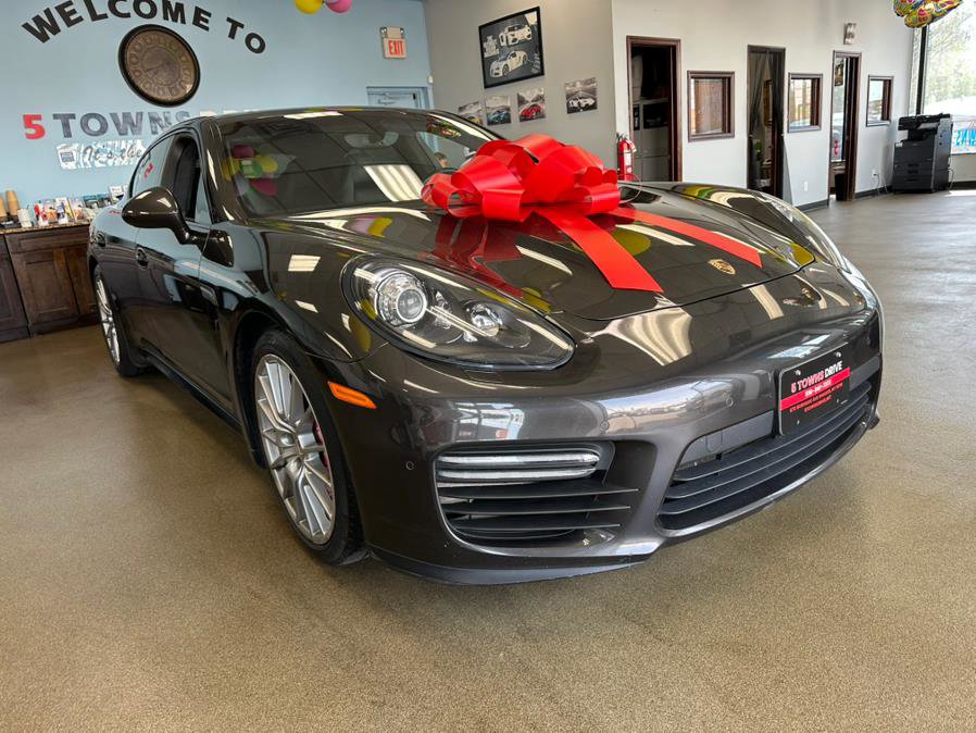 Used 2016 Porsche Panamera GTS image 2