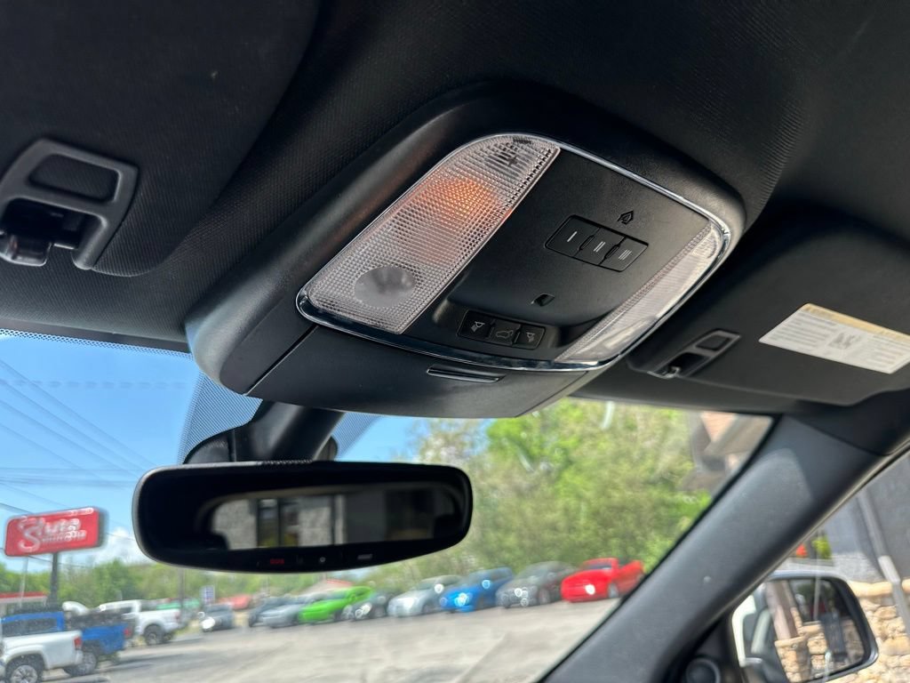 Used 2018 Jeep Grand Cherokee Altitude RWD image 19