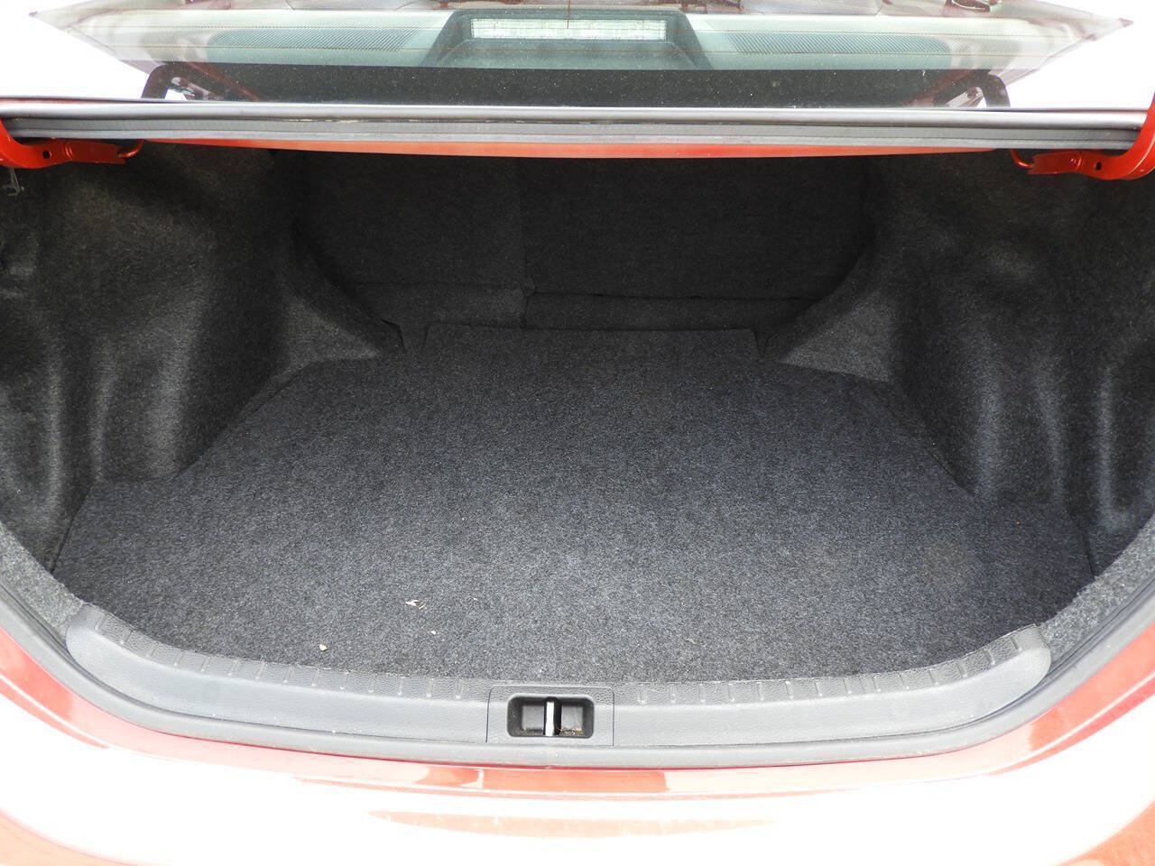Used 2019 Toyota Corolla L FWD image 23