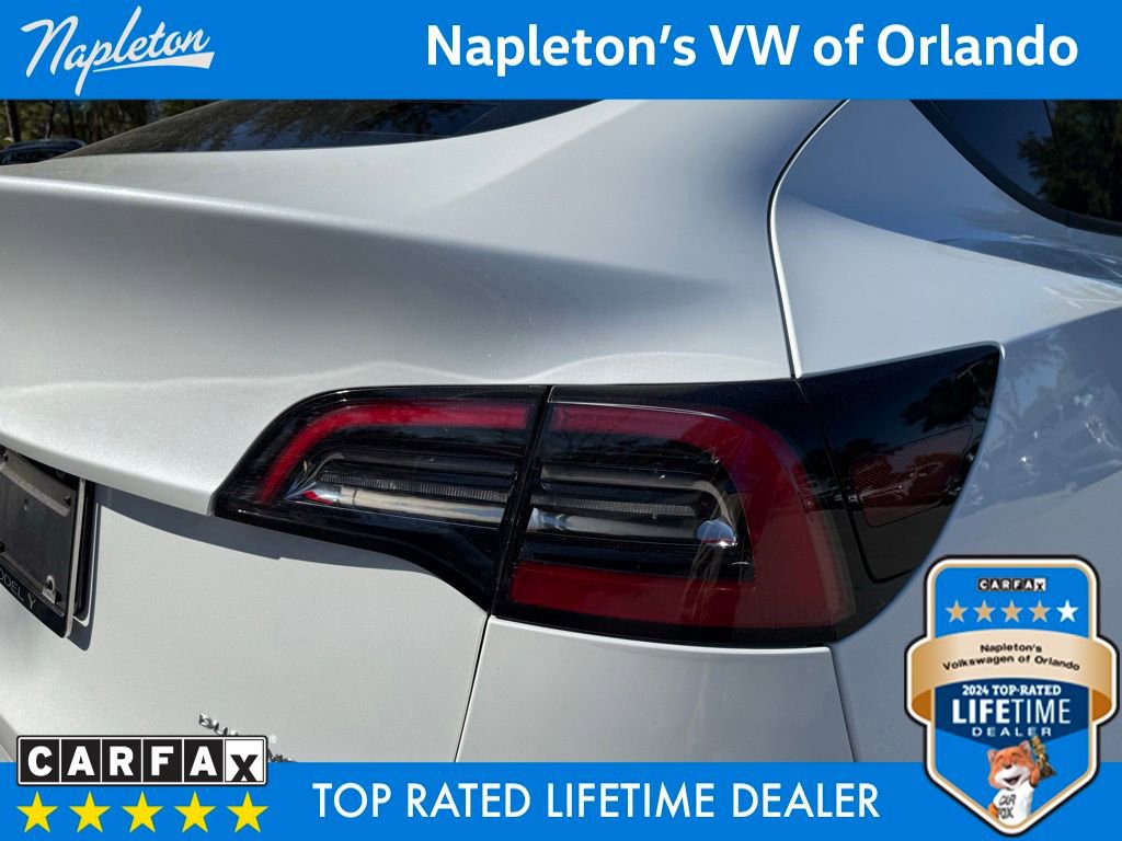 Used 2022 Tesla Model Y Long Range image 13