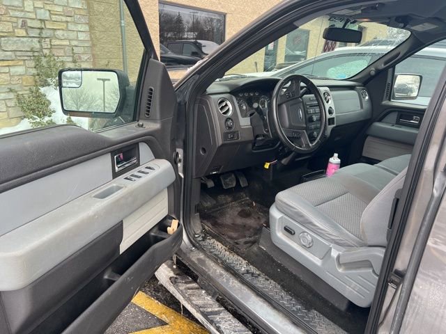 Used 2012 Ford F150 XLT w/ XLT Chrome Pkg image 6