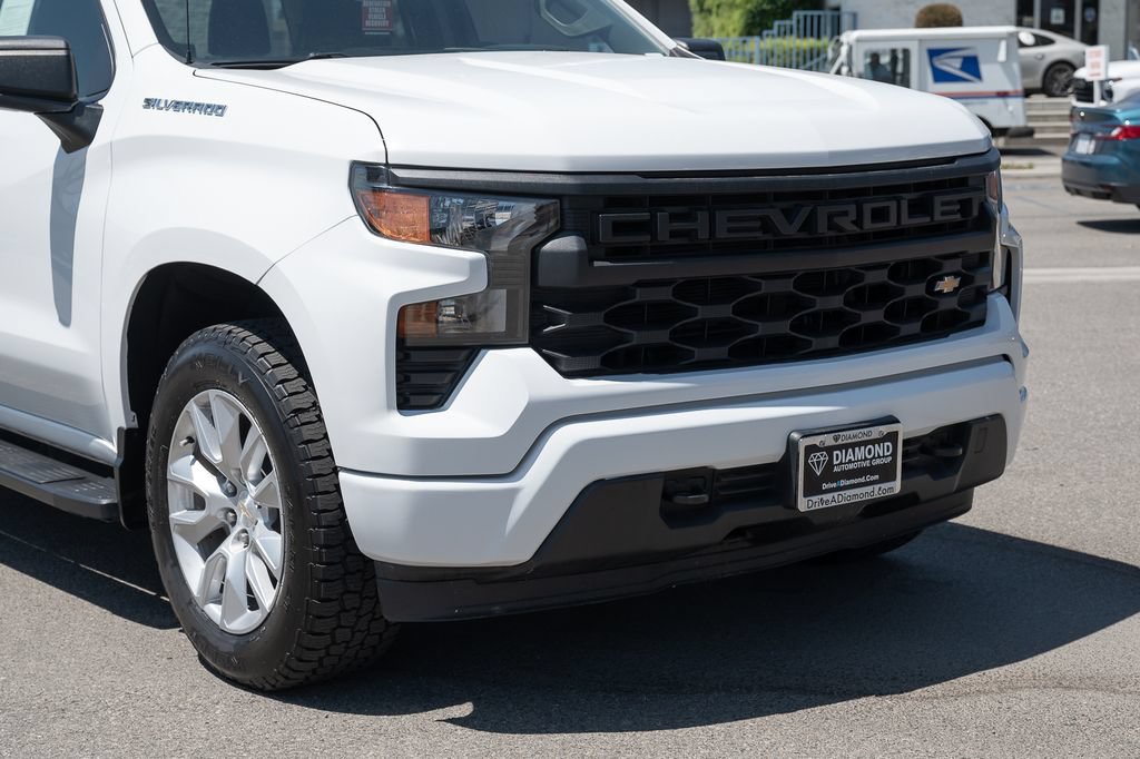 Used 2022 Chevrolet Silverado 1500 Custom RWD image 9
