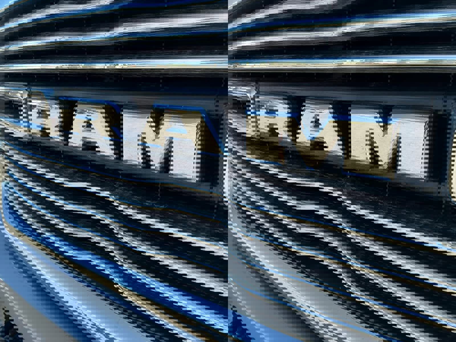 Used 2024 RAM 2500 Laramie w/ Safety Group image 15