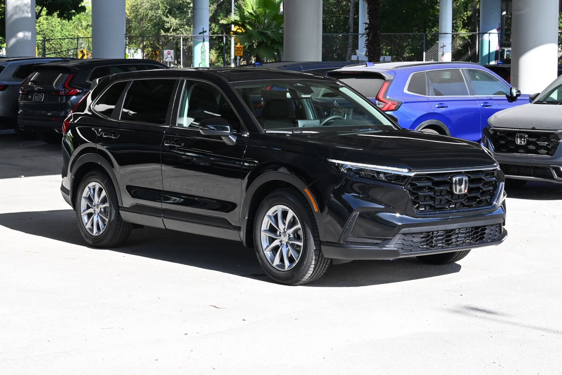 New 2026 Honda CR-V EX image 3
