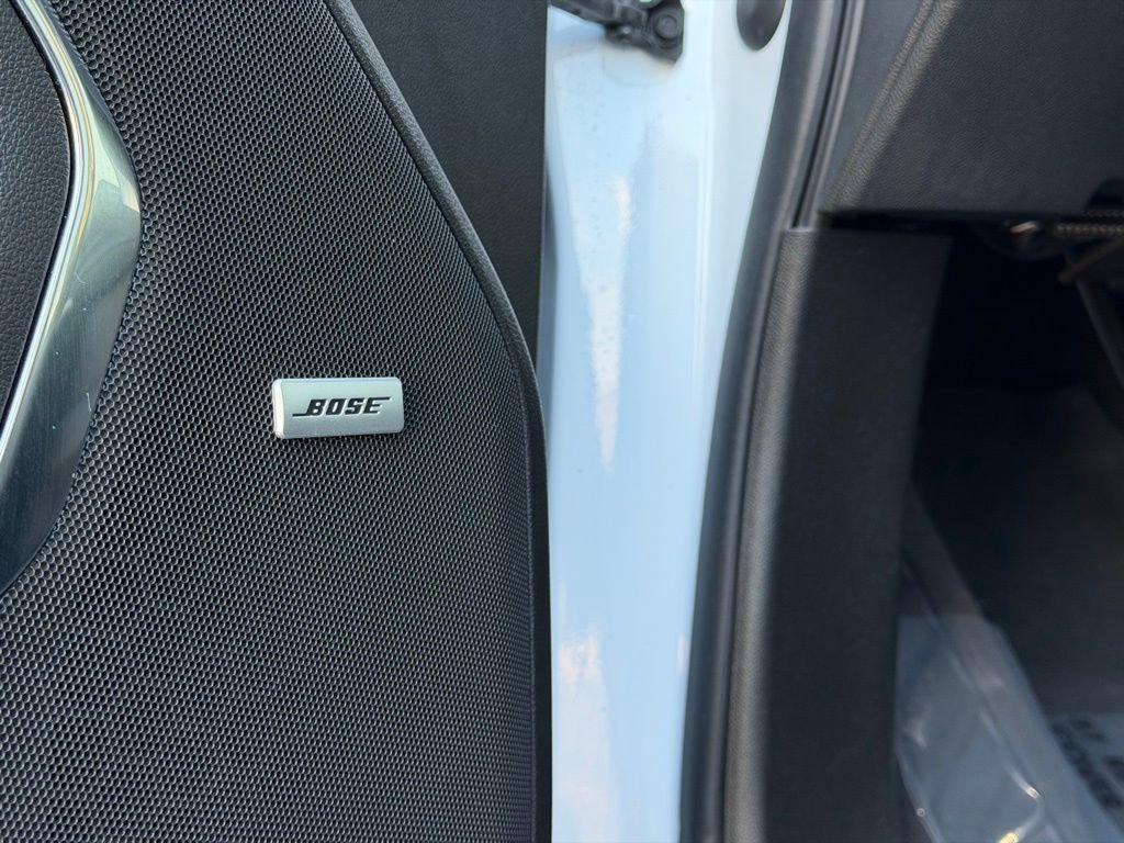 Used 2022 GMC Yukon XL SLT image 16