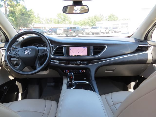 Used 2020 Buick Enclave Essence w/ Sound and Sites Package FWD image 17