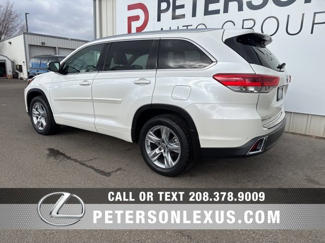 Used 2017 Toyota Highlander AWD V6 image 5