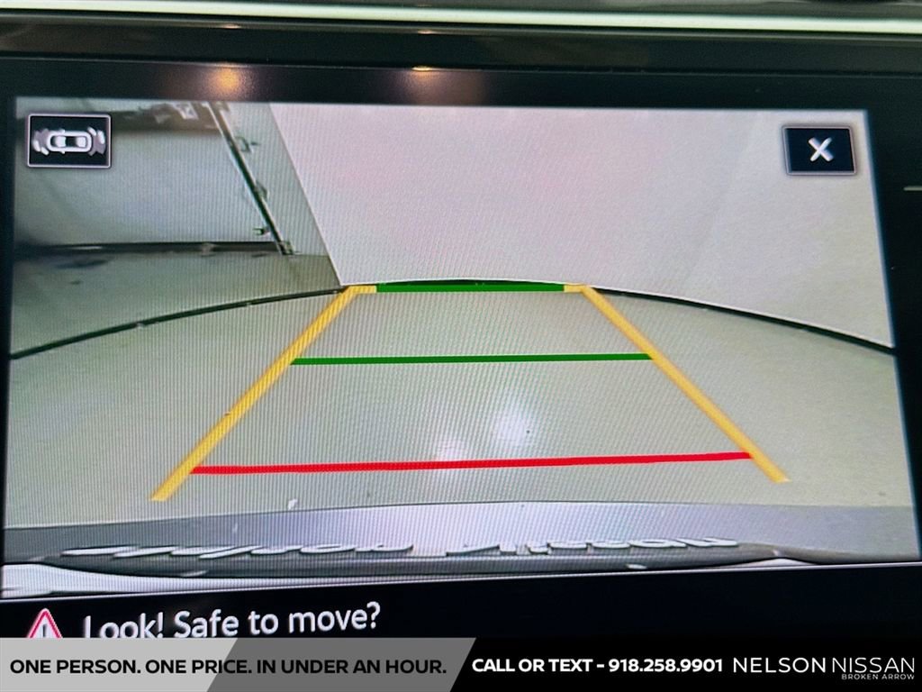 Used 2021 Volkswagen Tiguan SE image 13