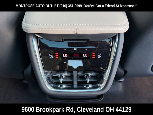 New 2025 Volvo EX90 Plus image 17