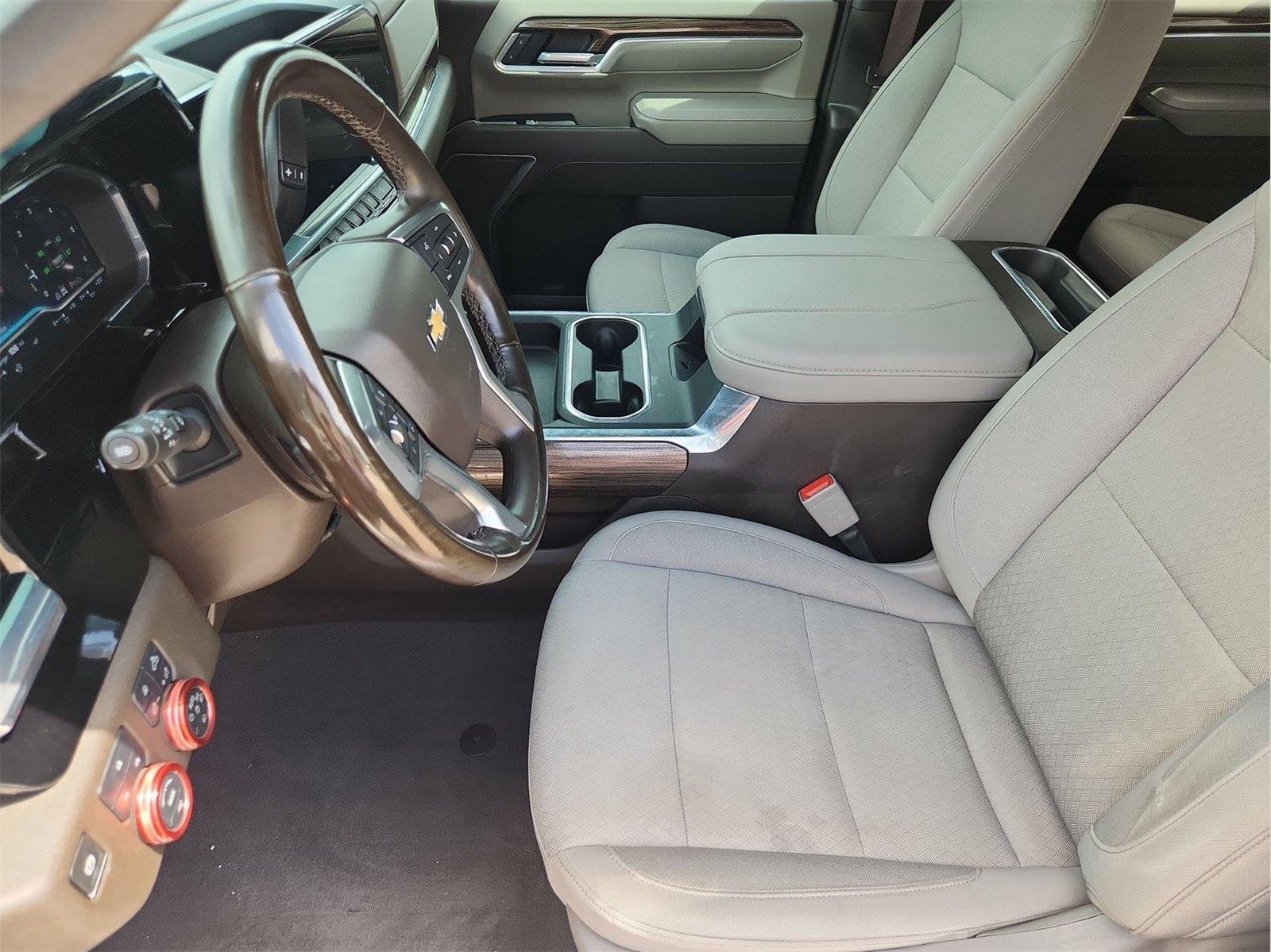 Used 2025 Chevrolet Silverado 2500 LT w/ Texas Edition AWD/4WD image 19