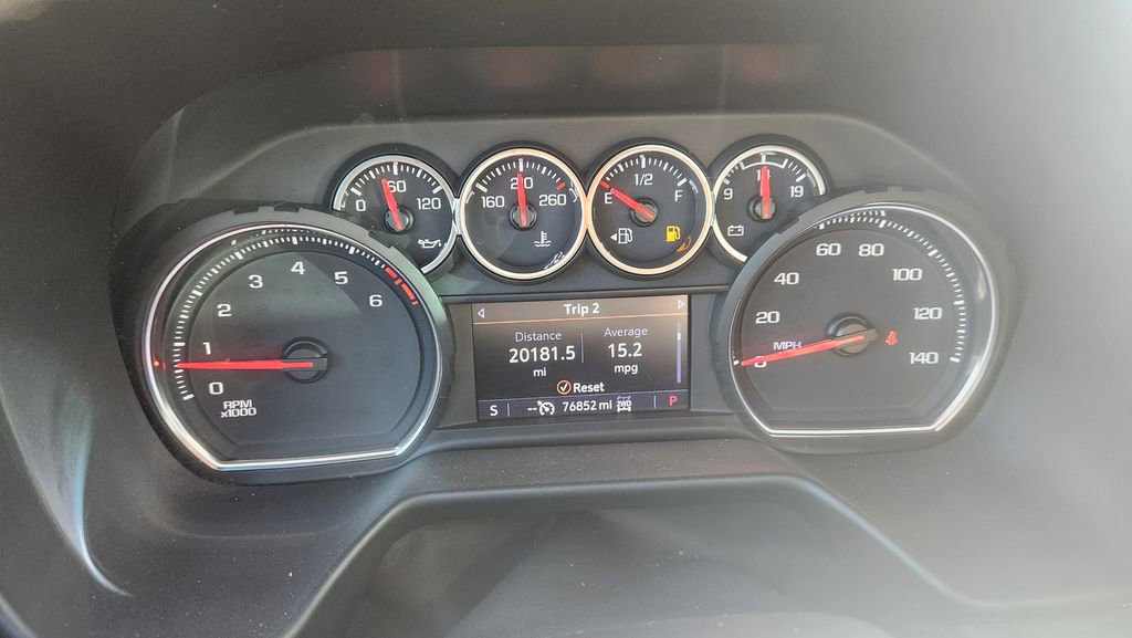 Used 2021 Chevrolet Suburban Z71 image 12