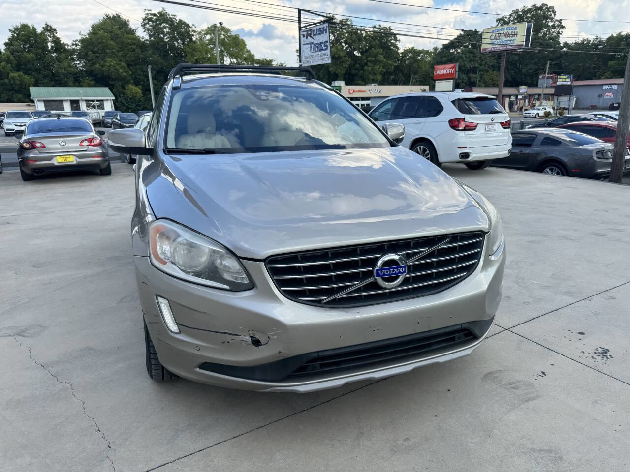 Used 2016 Volvo XC60 T6 w/ Proximity Package image 24