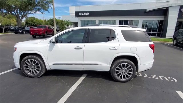 Used 2021 GMC Acadia Denali w/ Denali Technology Package image 5