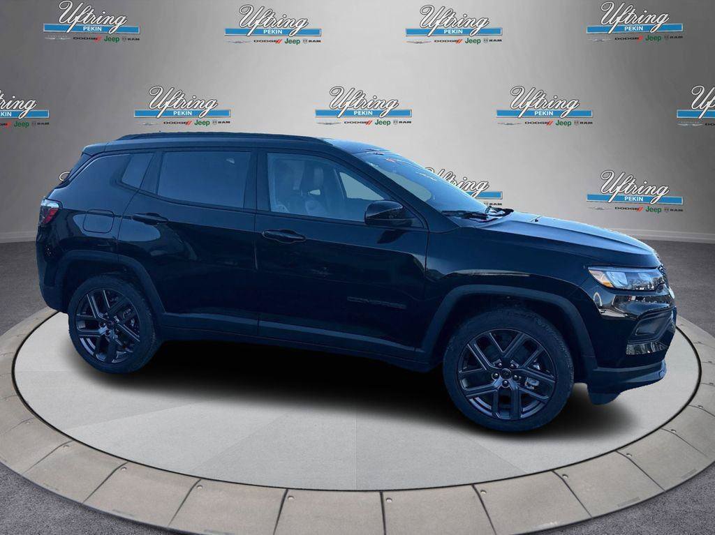 New 2026 Jeep Compass Latitude AWD/4WD image 2
